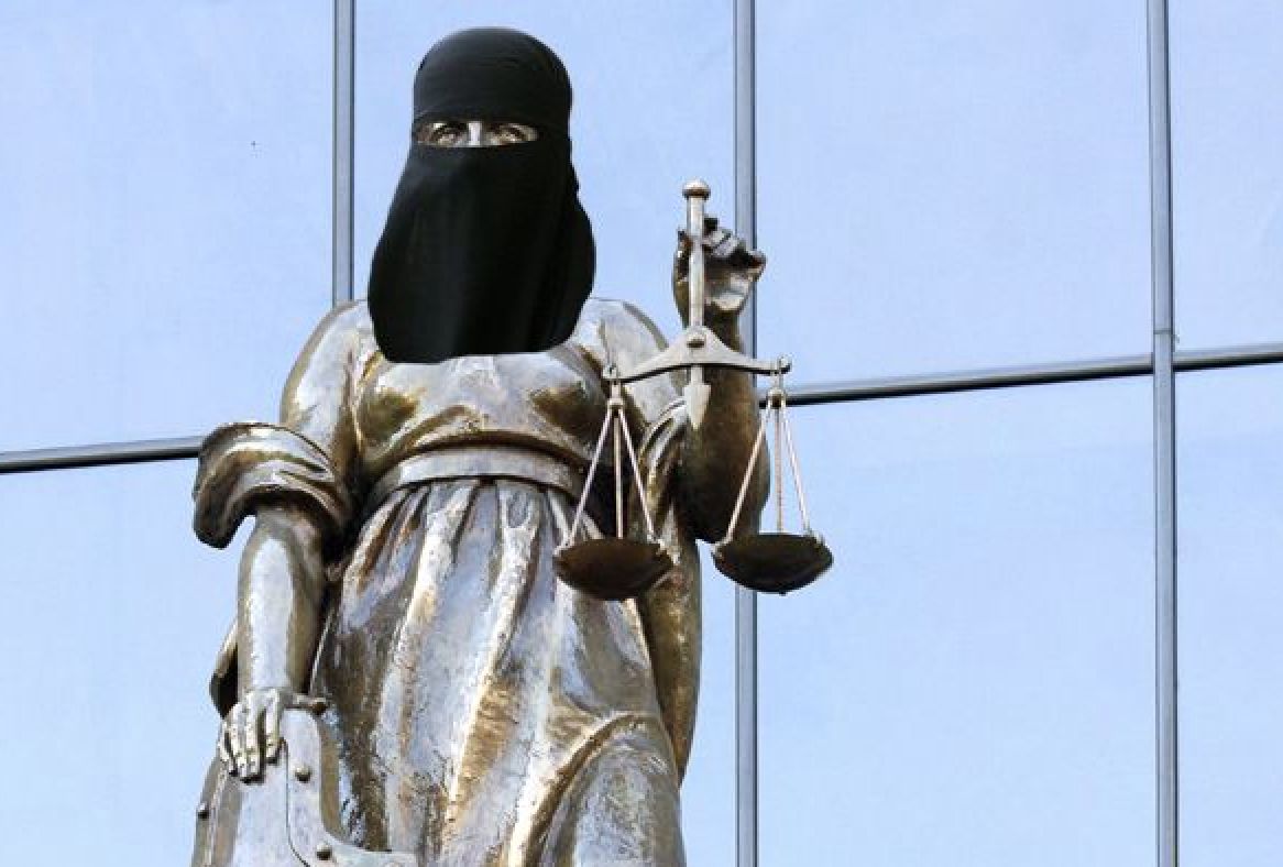 Мусульманский суд. Суд по мусульманскому праву. Суд в мусульманском праве.